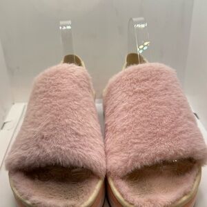 Toms Pink Fuzzy Slippers Cozy Slip-On